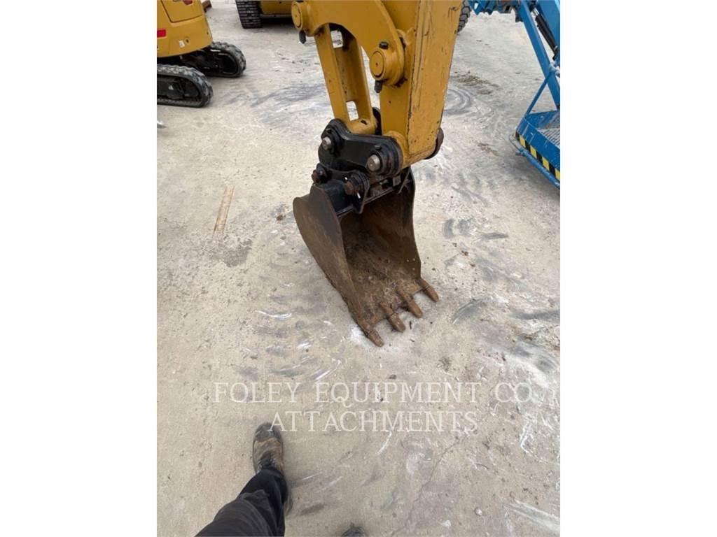 CAT BK305P20 Bageri guseničari