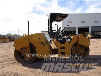 CAT CB-534D Valjci sa duplim bubnjem