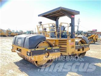 CAT CB-634D Valjci sa duplim bubnjem