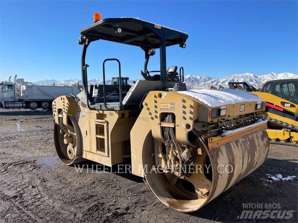 CAT CB15 CW Valjci sa duplim bubnjem