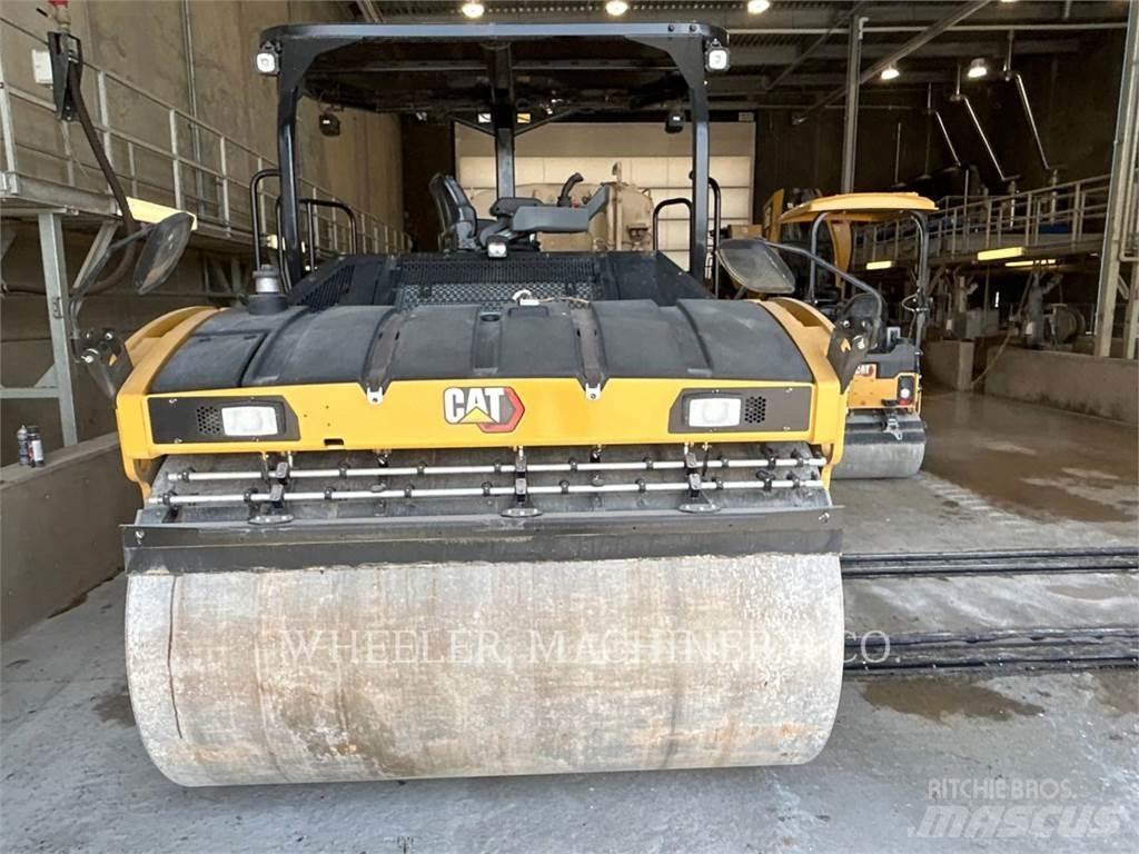 CAT CB15 CW VV Valjci sa duplim bubnjem