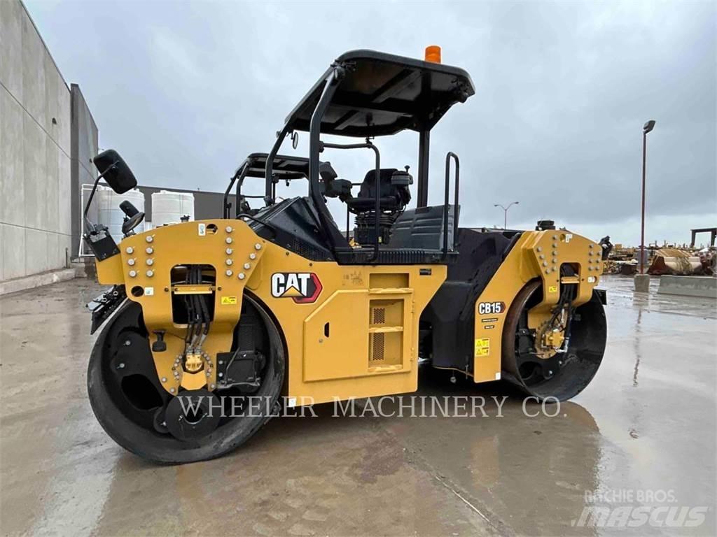 CAT CB15 CW VV Valjci sa duplim bubnjem