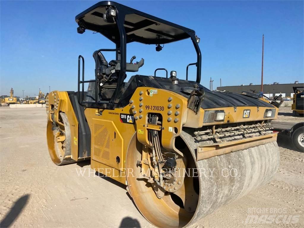 CAT CB15 VV Valjci sa duplim bubnjem