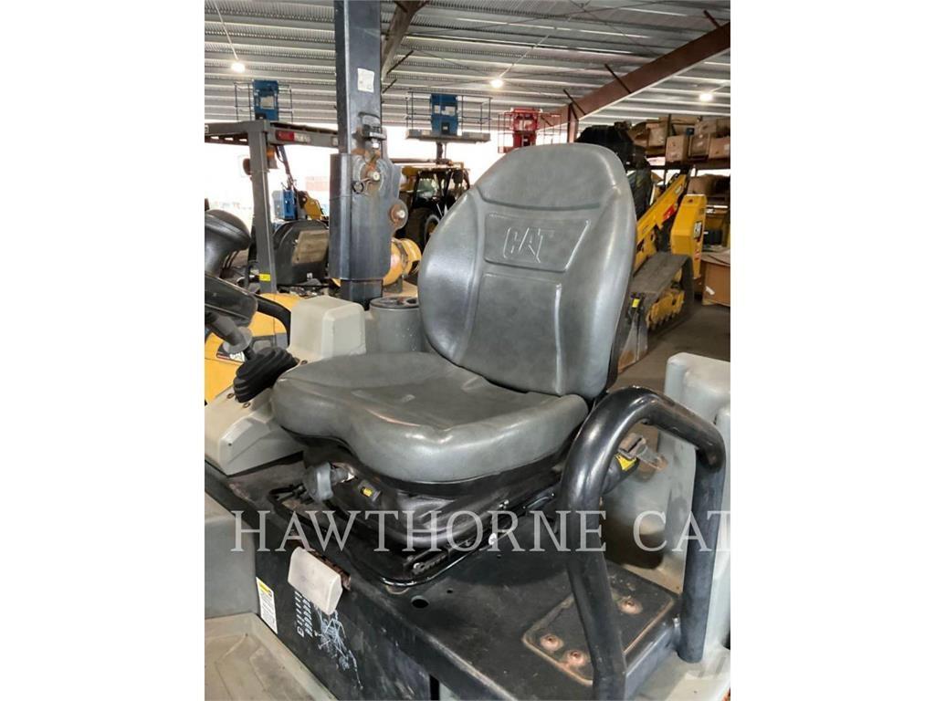 CAT CB24B Valjci sa duplim bubnjem