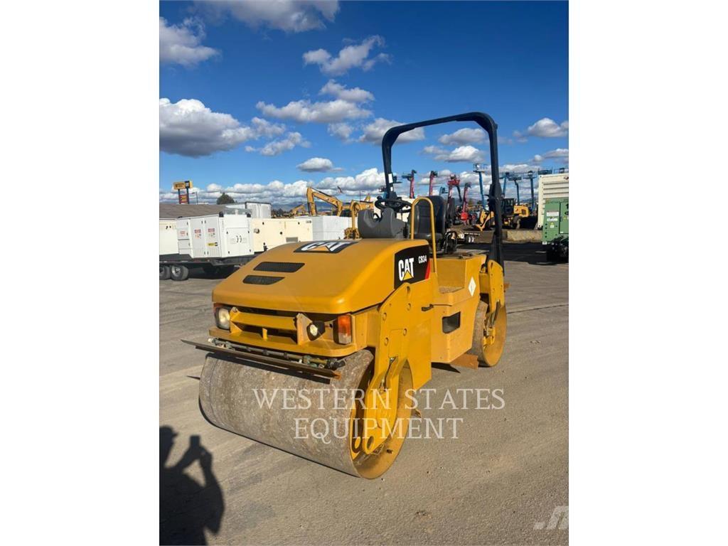 CAT CB34 Valjci sa duplim bubnjem