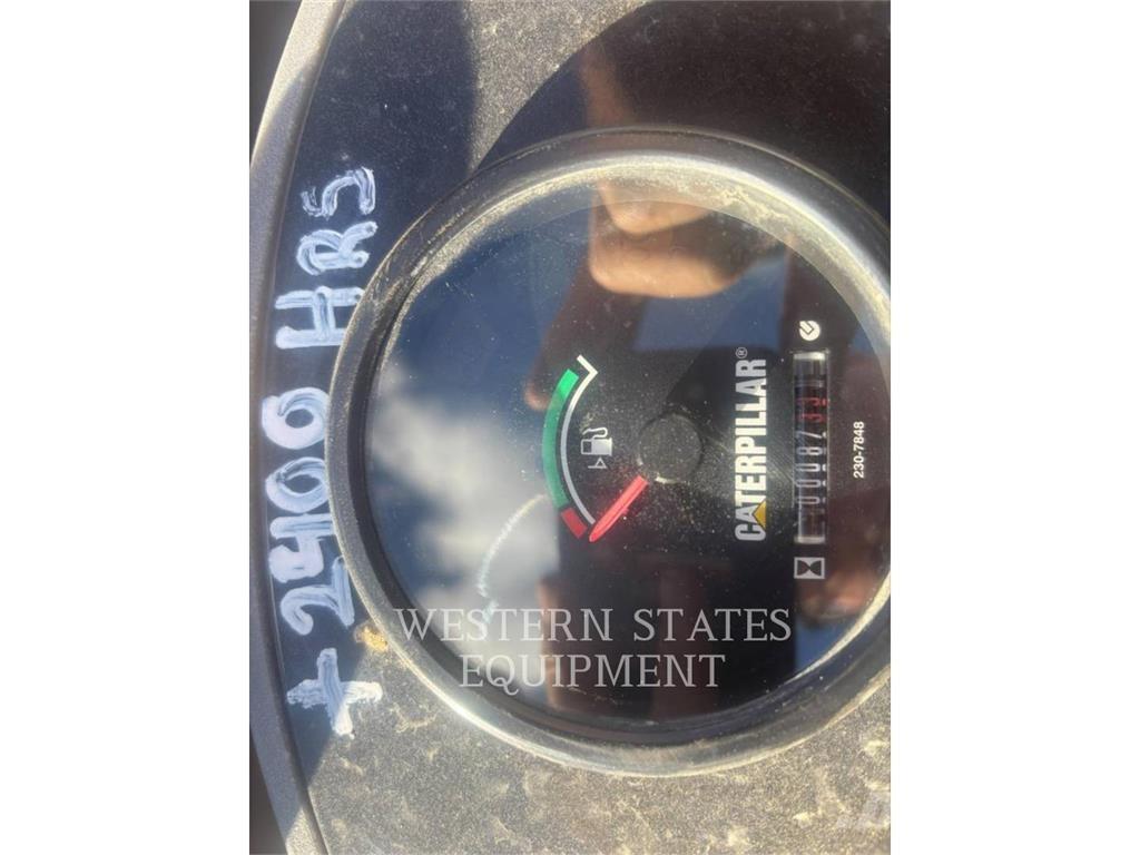 CAT CB34 Valjci sa duplim bubnjem