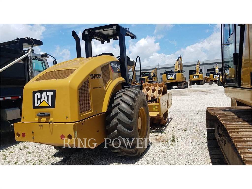 CAT CP54B Valjci sa duplim bubnjem