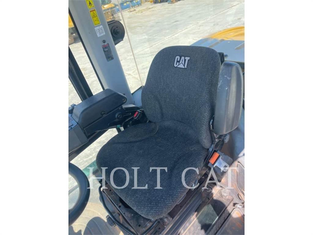 CAT CP56B CAB Mašine za reciklažu asfalta