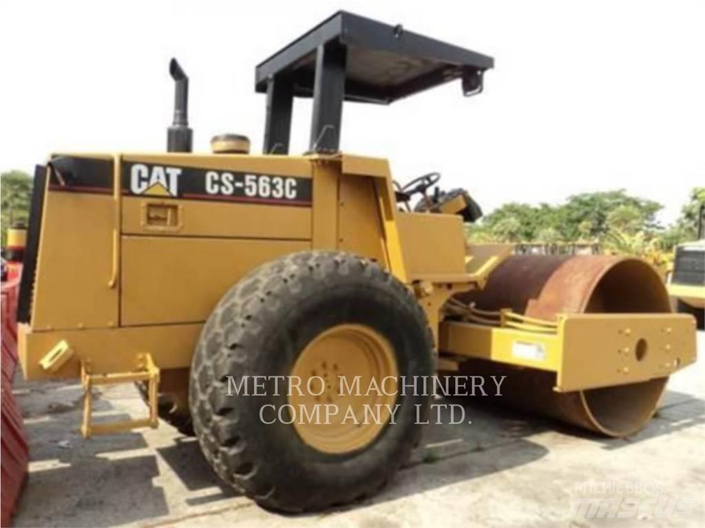 CAT CS-563CAW Valjci sa jednim bubnjem
