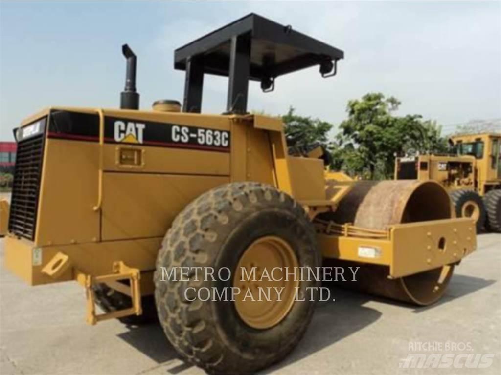 CAT CS-563CAW Valjci sa jednim bubnjem