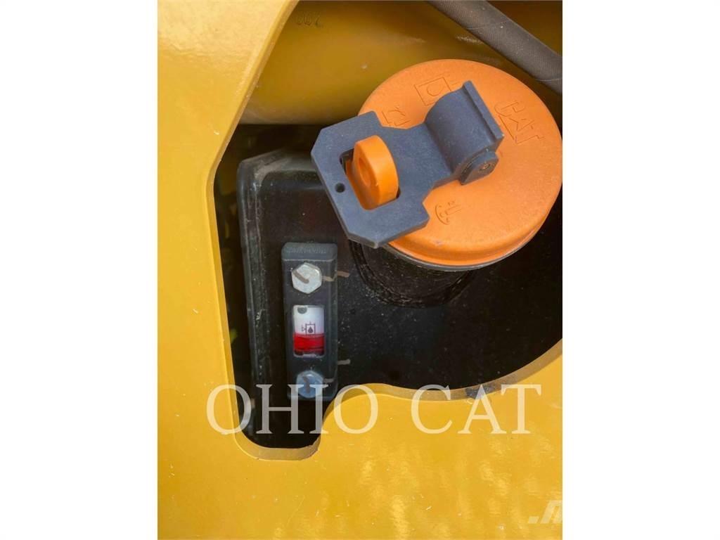 CAT CS44B Kombinovani valjci