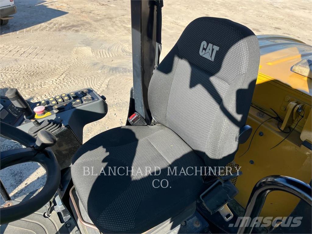 CAT CS44B Valjci sa jednim bubnjem