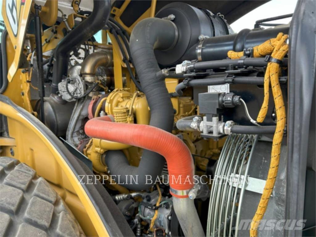 CAT CS66B Nabijači zemlje