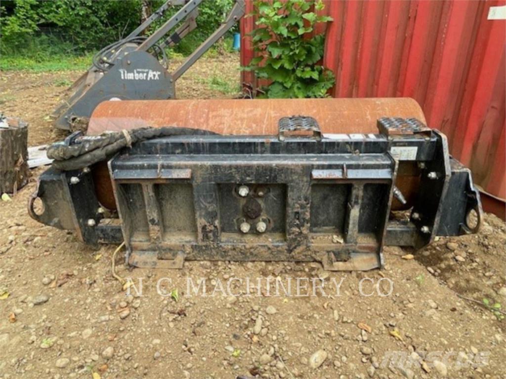 CAT CV117 Skid steer mini utovarivači