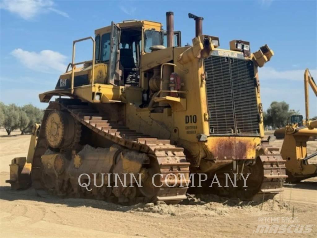 CAT D10 Buldožeri guseničari