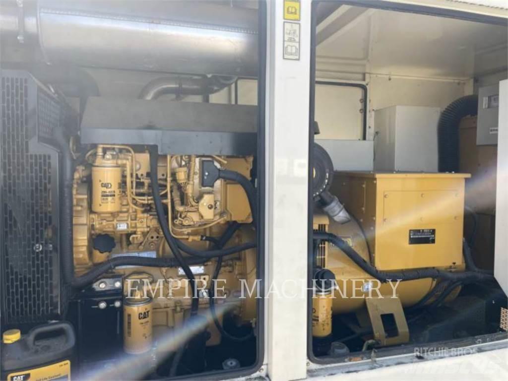 CAT D100 Dizel generatori
