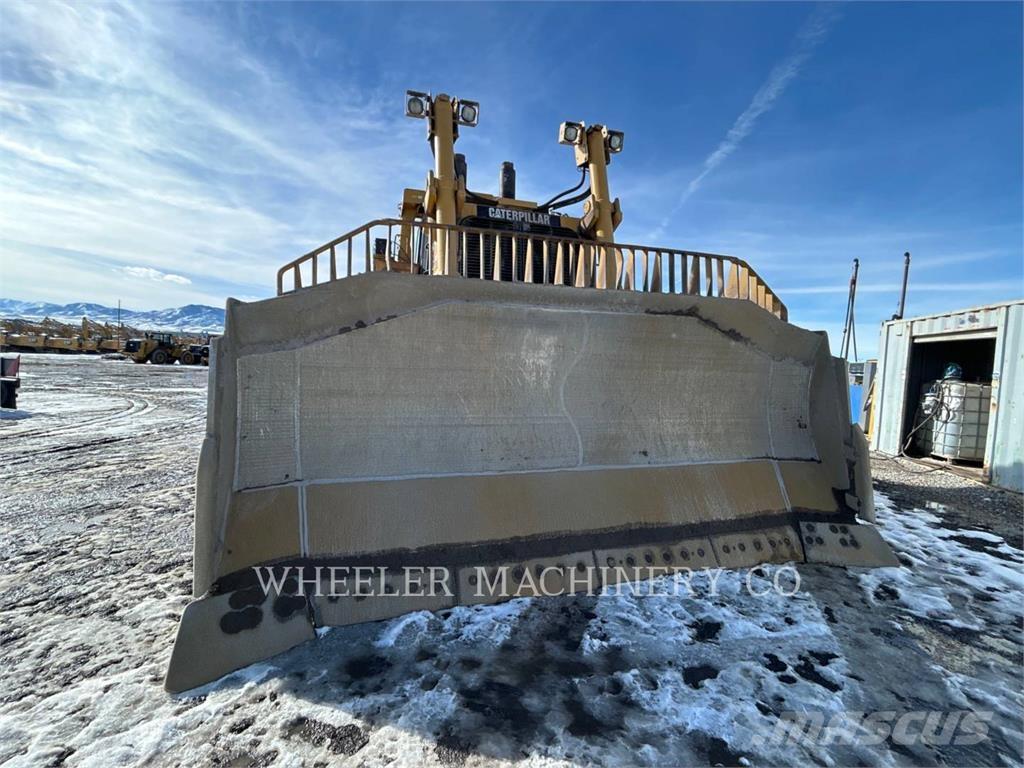 CAT D10T Buldožeri guseničari