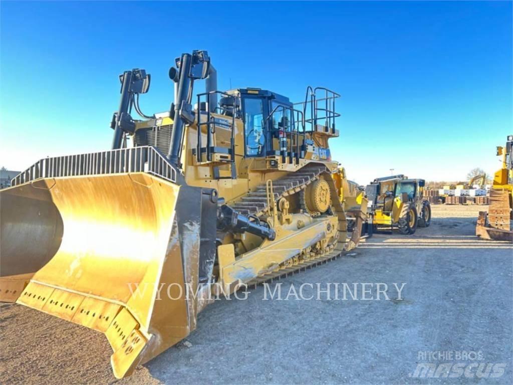 CAT D10T2 Buldožeri guseničari