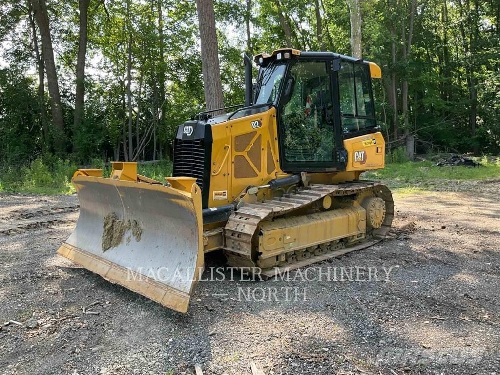 CAT D2 XL AZ2 Buldožeri guseničari
