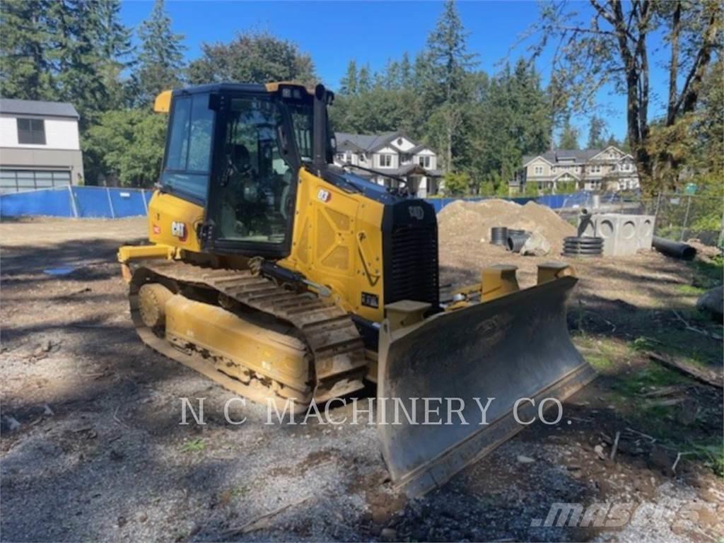CAT D3 Buldožeri guseničari