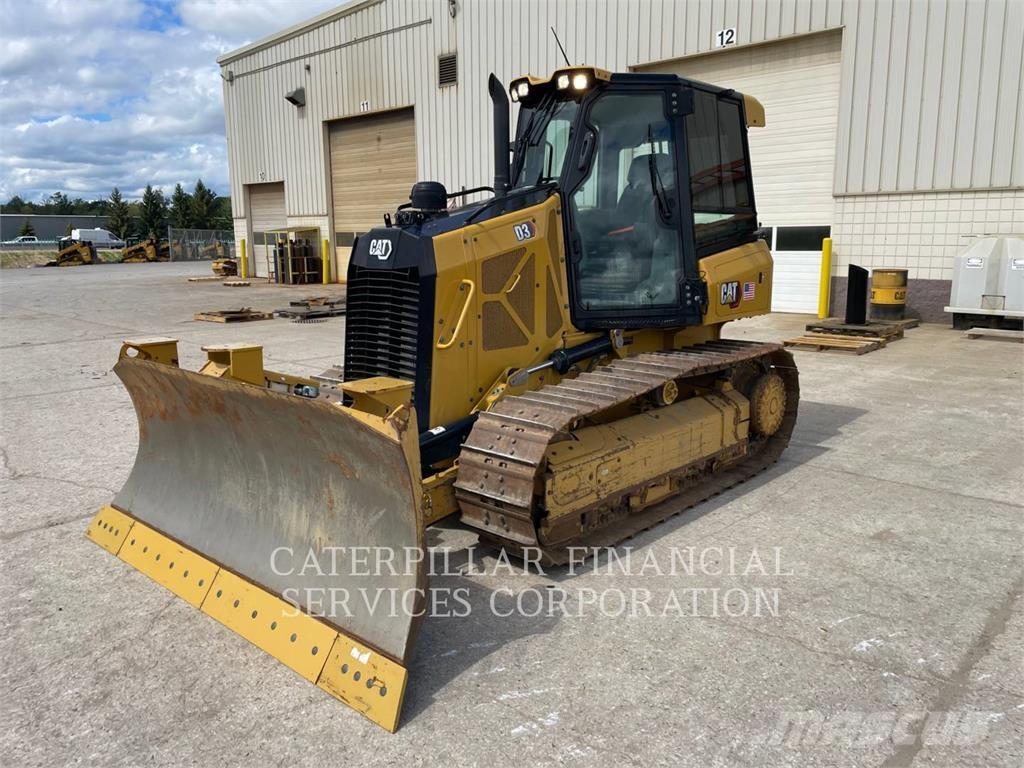 CAT D3 Buldožeri guseničari