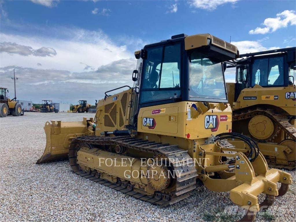 CAT D3-12I Buldožeri guseničari
