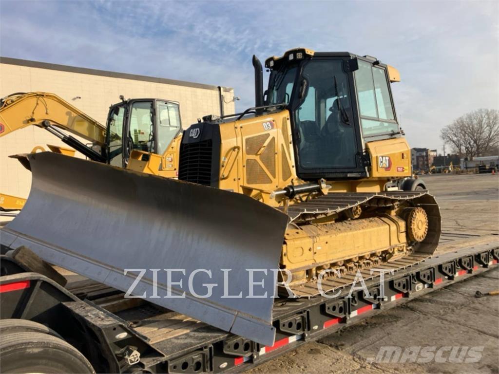 CAT D3-12LGP Buldožeri guseničari