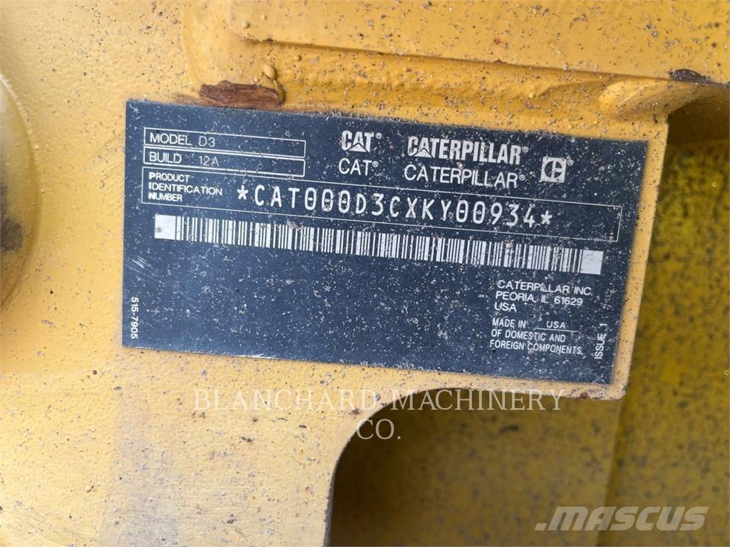 CAT D3 LGP Buldožeri guseničari