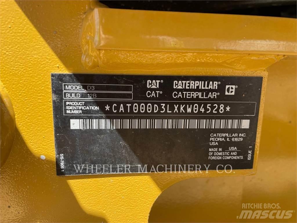CAT D3 XL Buldožeri guseničari