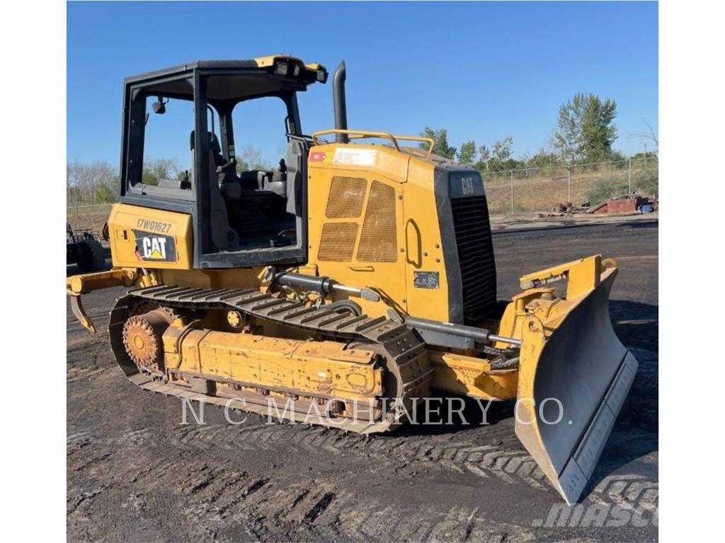 CAT D3K2 XLCN Buldožeri guseničari