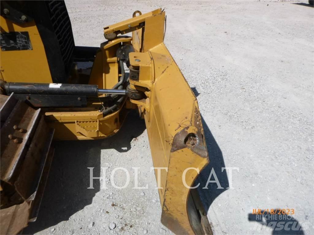 CAT D3K2LGP Buldožeri guseničari