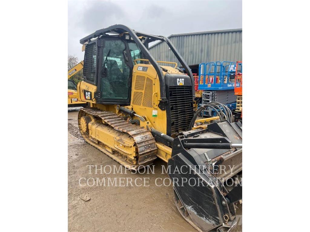 CAT D3K2XLMULC Buldožeri guseničari