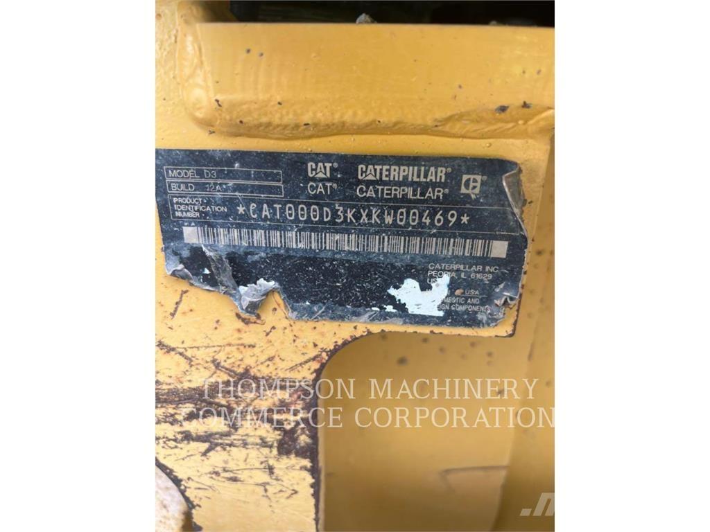 CAT D3XL Buldožeri guseničari