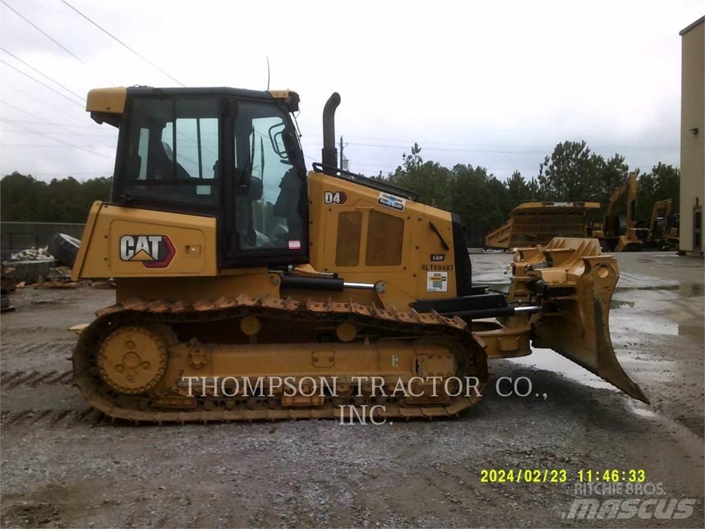CAT D4 Buldožeri guseničari