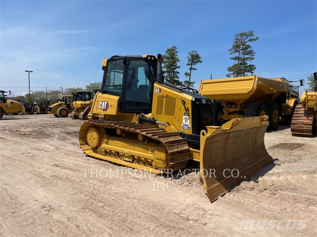 CAT D4 Buldožeri guseničari