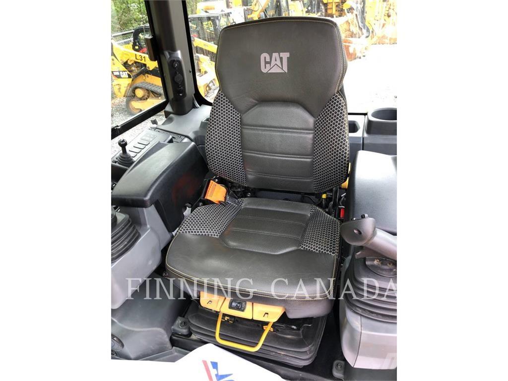 CAT D4-16 Buldožeri guseničari