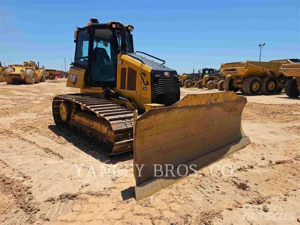 CAT D4 LGP Buldožeri guseničari