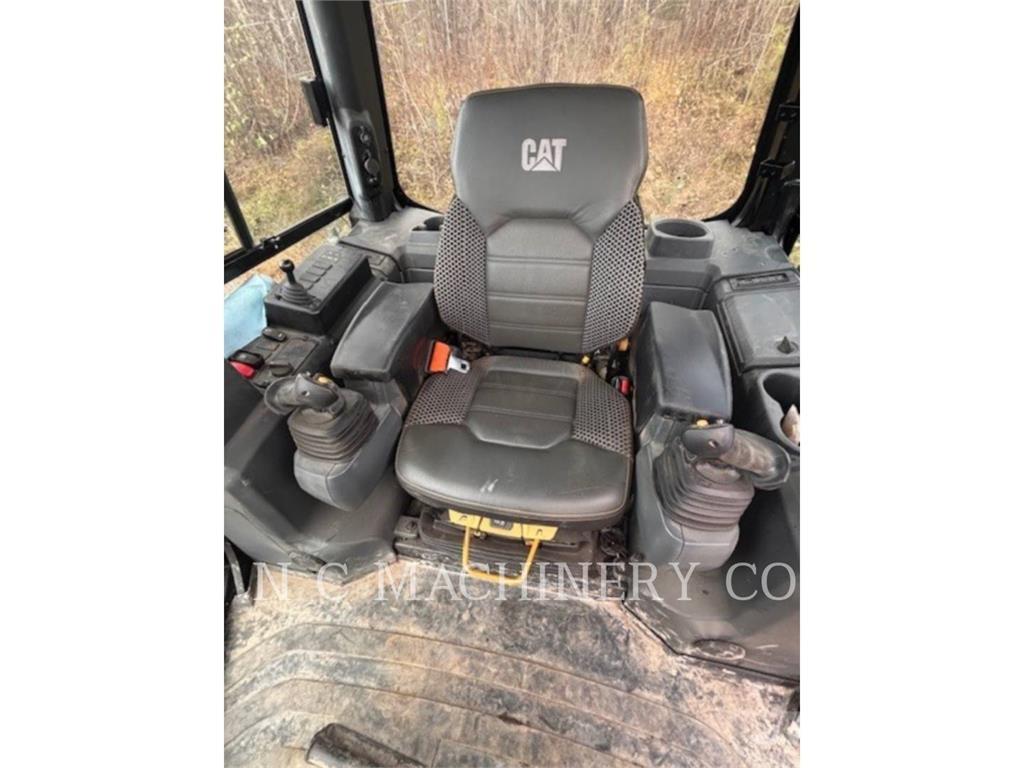 CAT D4 LGPVPAT Buldožeri guseničari