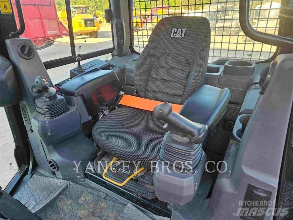 CAT D4 XL Buldožeri guseničari