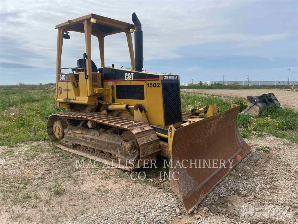 CAT D4C Buldožeri guseničari