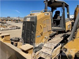 CAT D4K2 Buldožeri guseničari