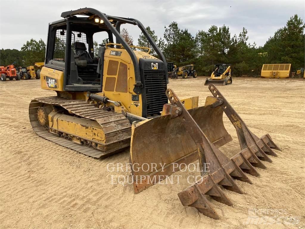 CAT D4K2LGP Buldožeri guseničari