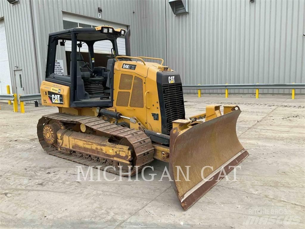 CAT D4K2X Z2 Buldožeri guseničari