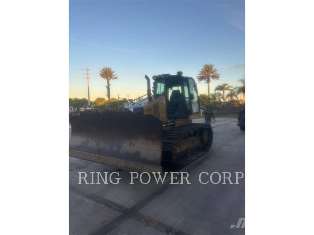 CAT D4VPEW Buldožeri guseničari