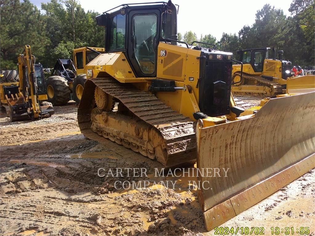 CAT D5 Buldožeri guseničari