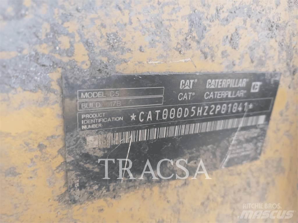 CAT D5 Buldožeri guseničari