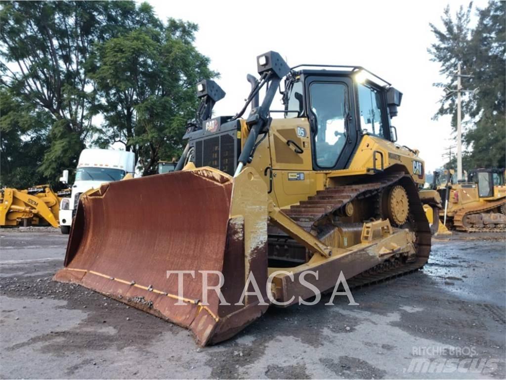 CAT D5 Buldožeri guseničari