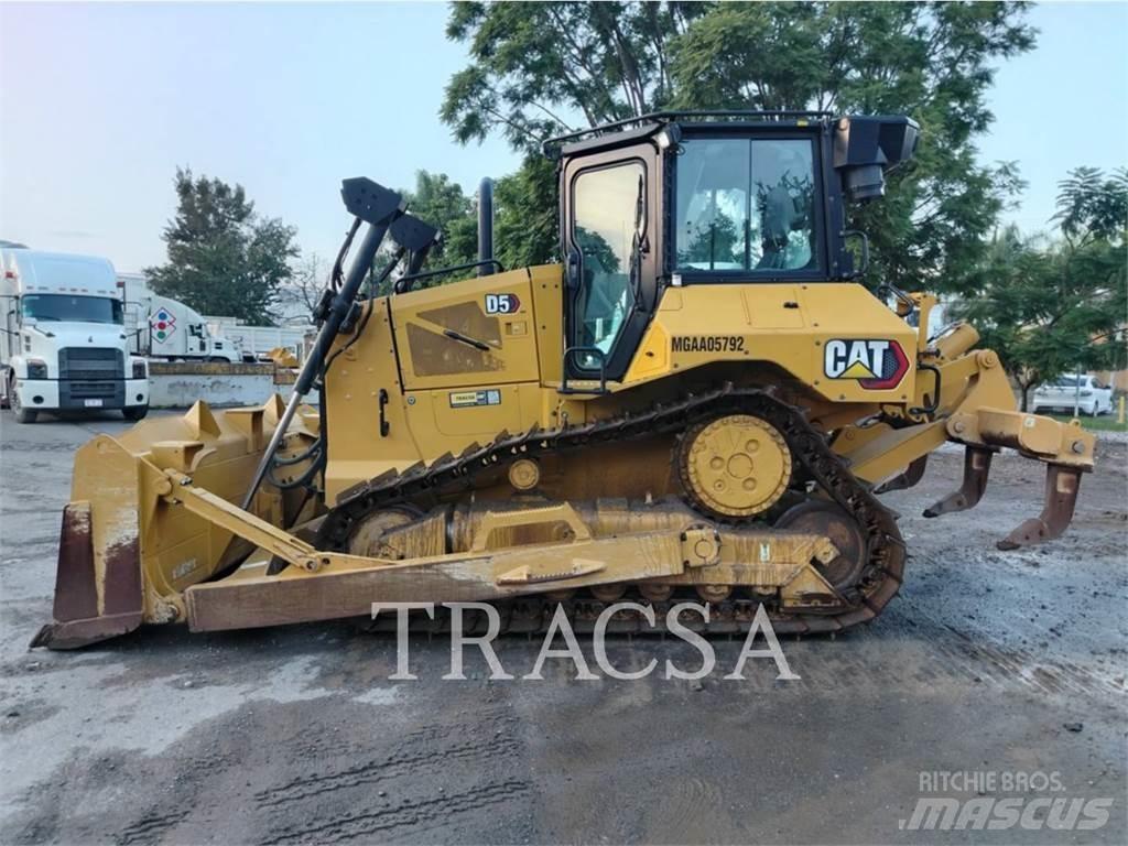 CAT D5 Buldožeri guseničari