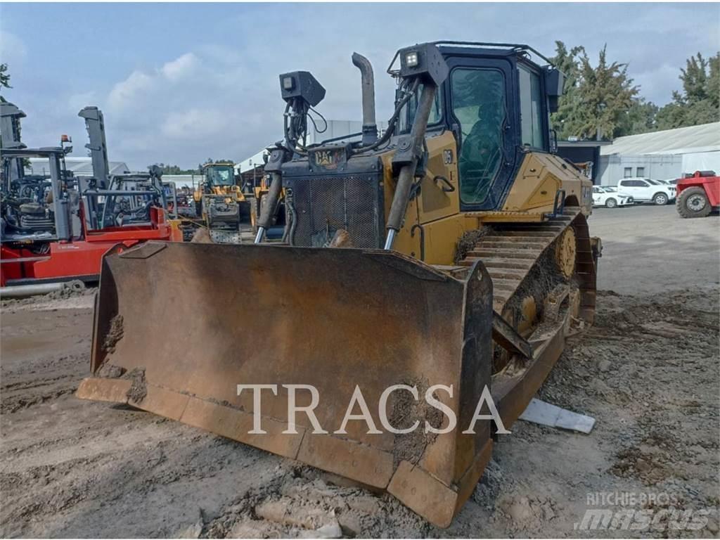 CAT D5 Buldožeri guseničari