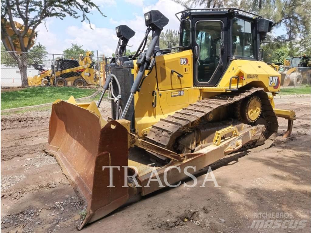 CAT D5 Buldožeri guseničari